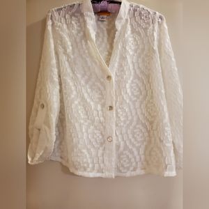 Ruby St. White Lacy Button Front Top Blouse Sz. 4 Petite